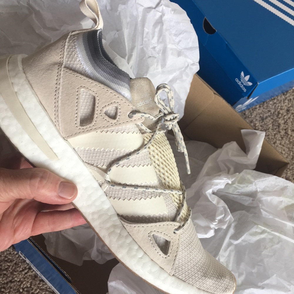 Adidas Arklyn - Picture 2 of 8